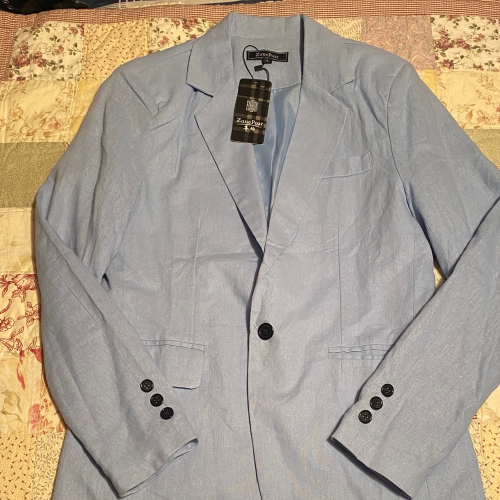 Zune Poar Light Blue Blazer with Black Accents NWT Size Large